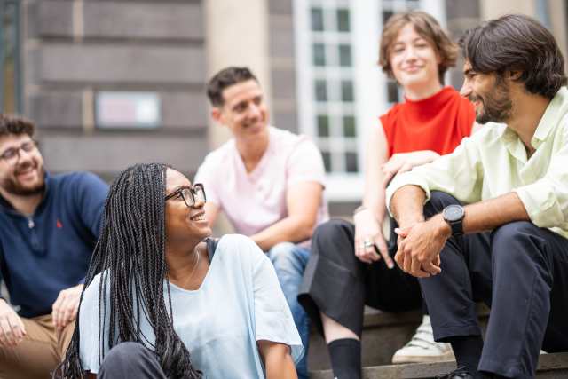 Cover photo for Bachelor en communication numérique et commerce électronique - entrée en 3ème année