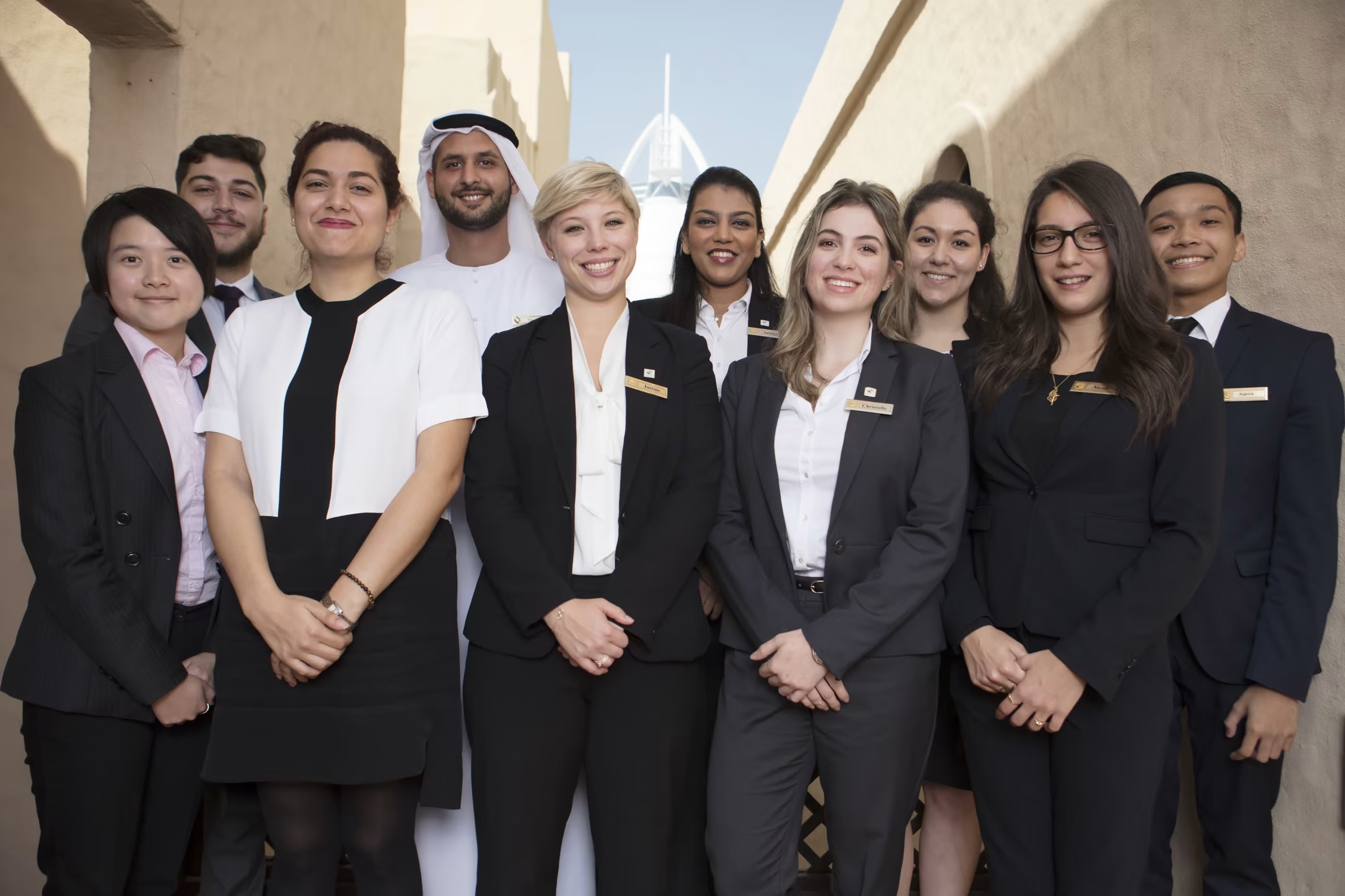 Программа в дубае. The Emirates Academy of Hospitality Management. Персонал в ОАЭ. Университеты ОАЭ. Университет в Дубае.