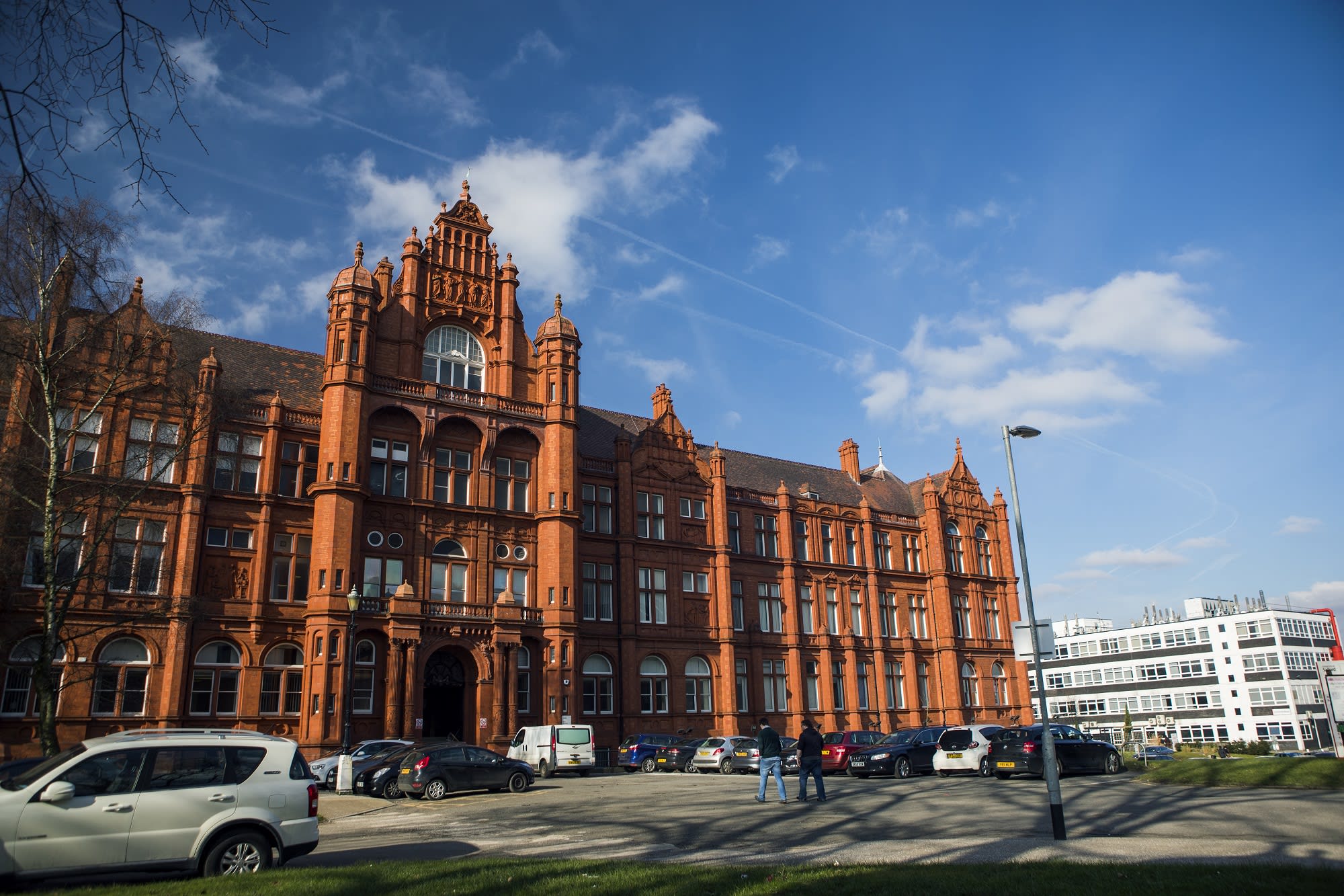 University of Salford Peel Park Campus | Hands On - BEO