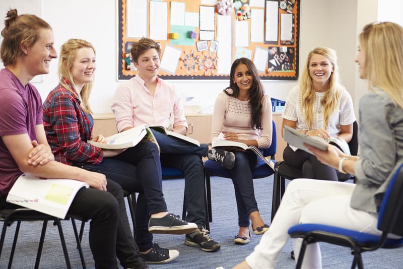 Student Friendly Creating a Welcoming Environment: The Key to an International Student ...