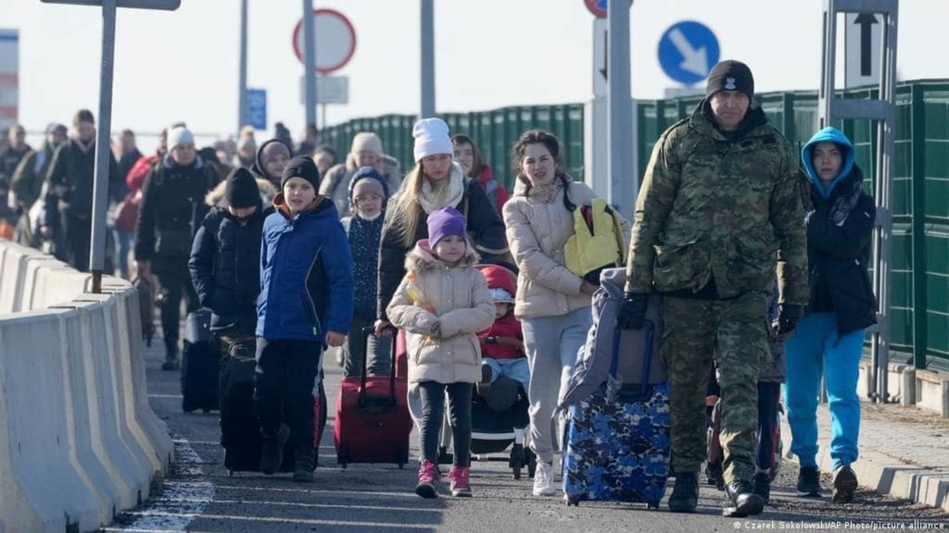 EU says it will continue to help Ukrainian refugees