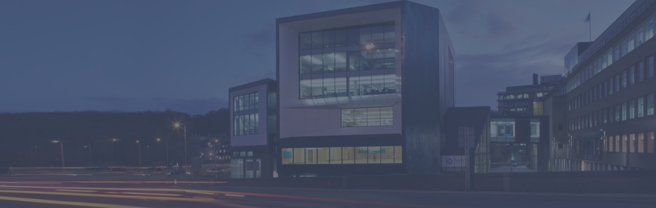 Buckinghamshire New University BSc (Hons) Komputasi dan Pengembangan Web