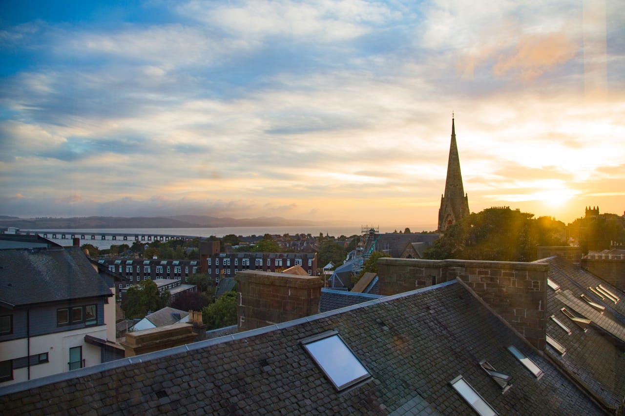 University of Dundee Archives and Records Management MLitt