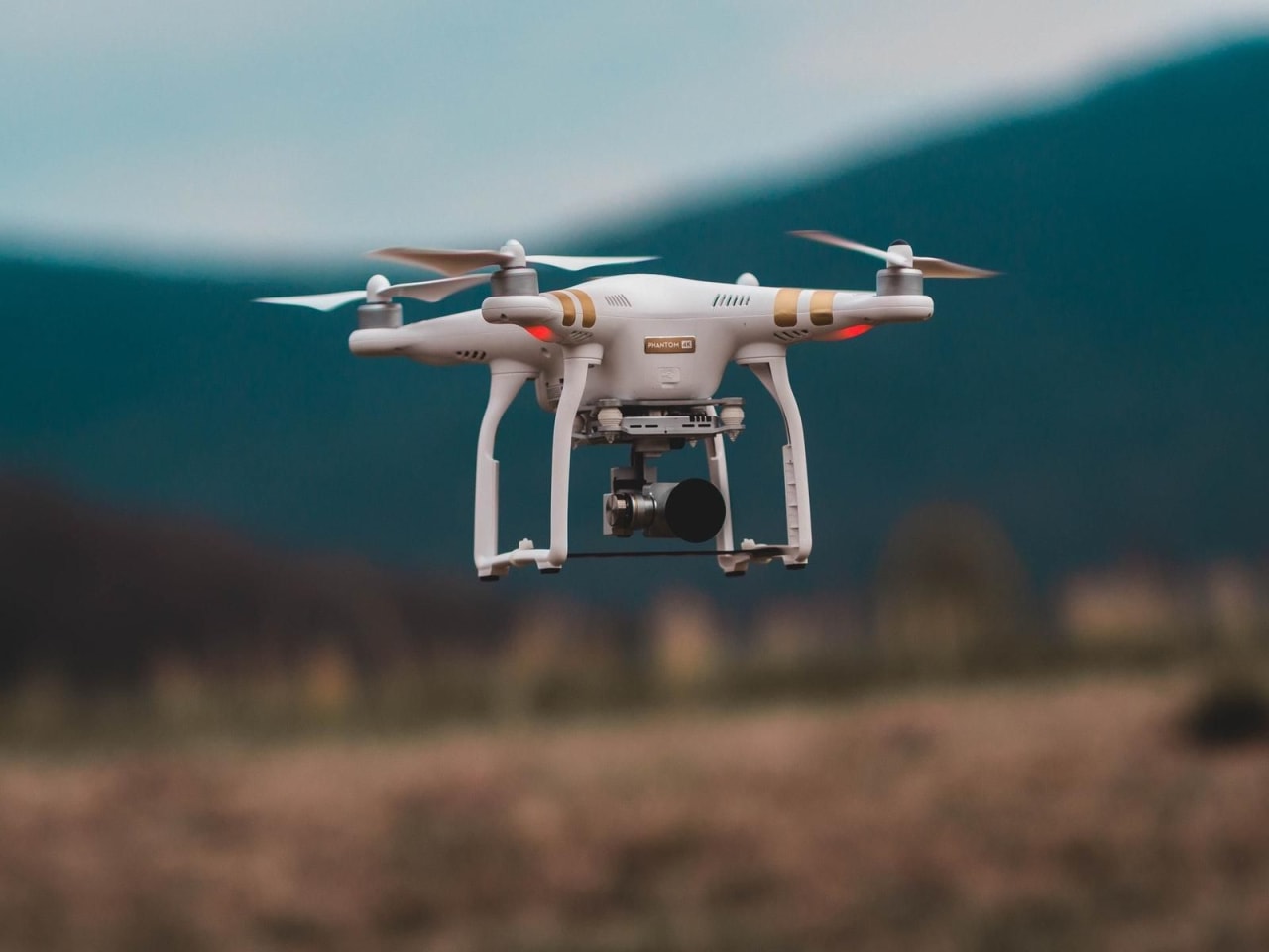 Wenden Sie sich direkt an Schulen - Vergleichen Sie mehrere Masterstudiengänge in Drone Aviation 2023