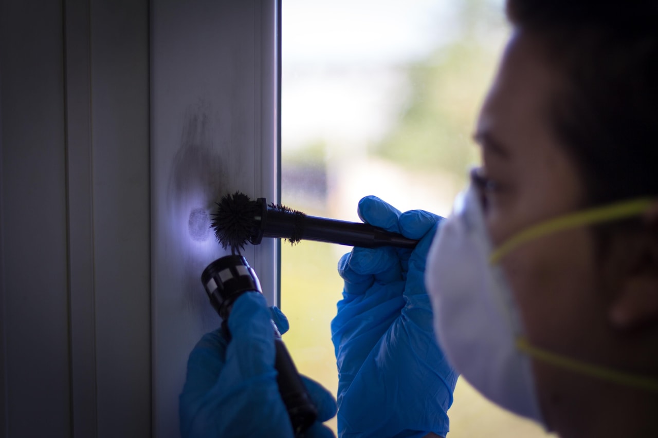 Contact Schools Directly - Compare 2 MBA Programs in Forensic Science 2023