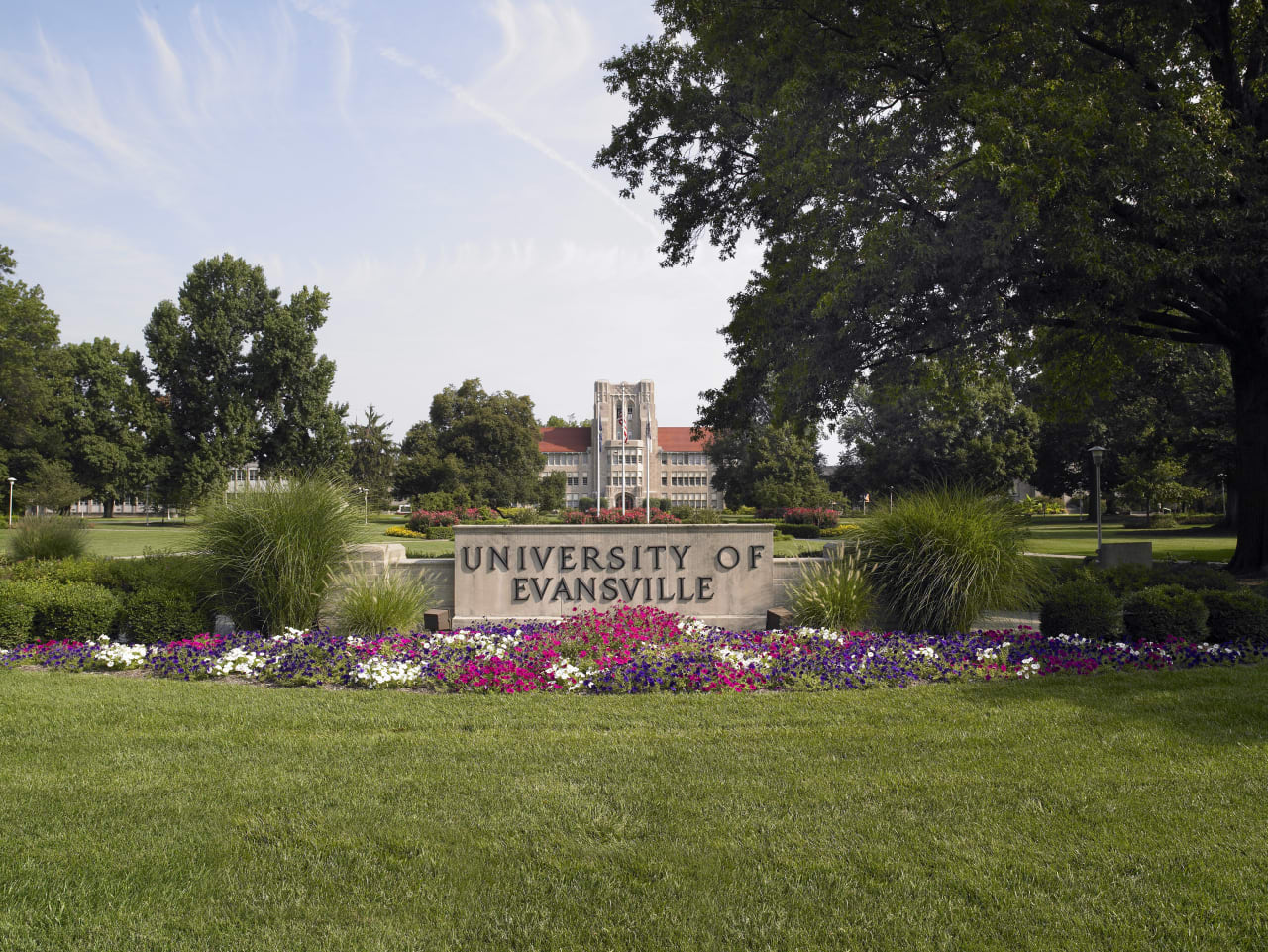 University of Evansville MSc ve vedení