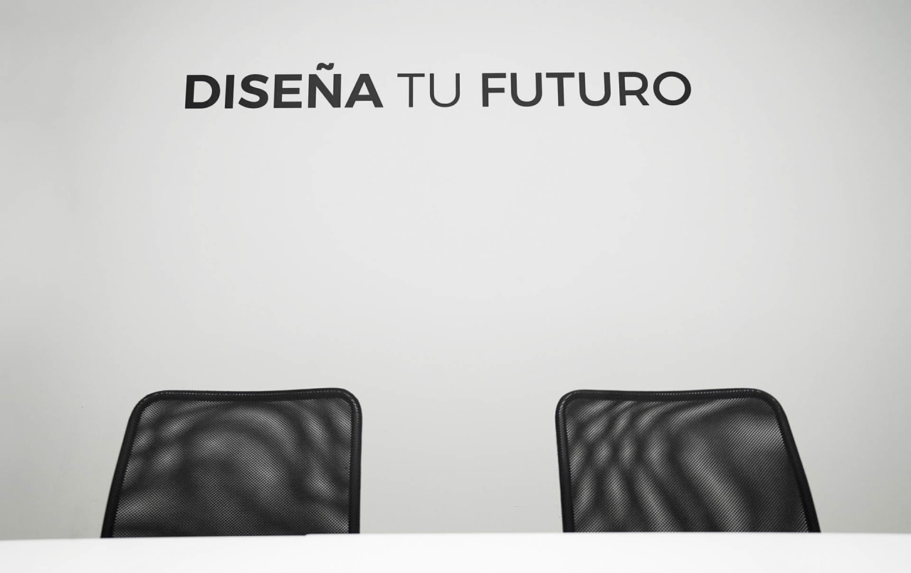 CEI Escuela de Diseño y Marketing Máster de Diseño Gráfico y Web