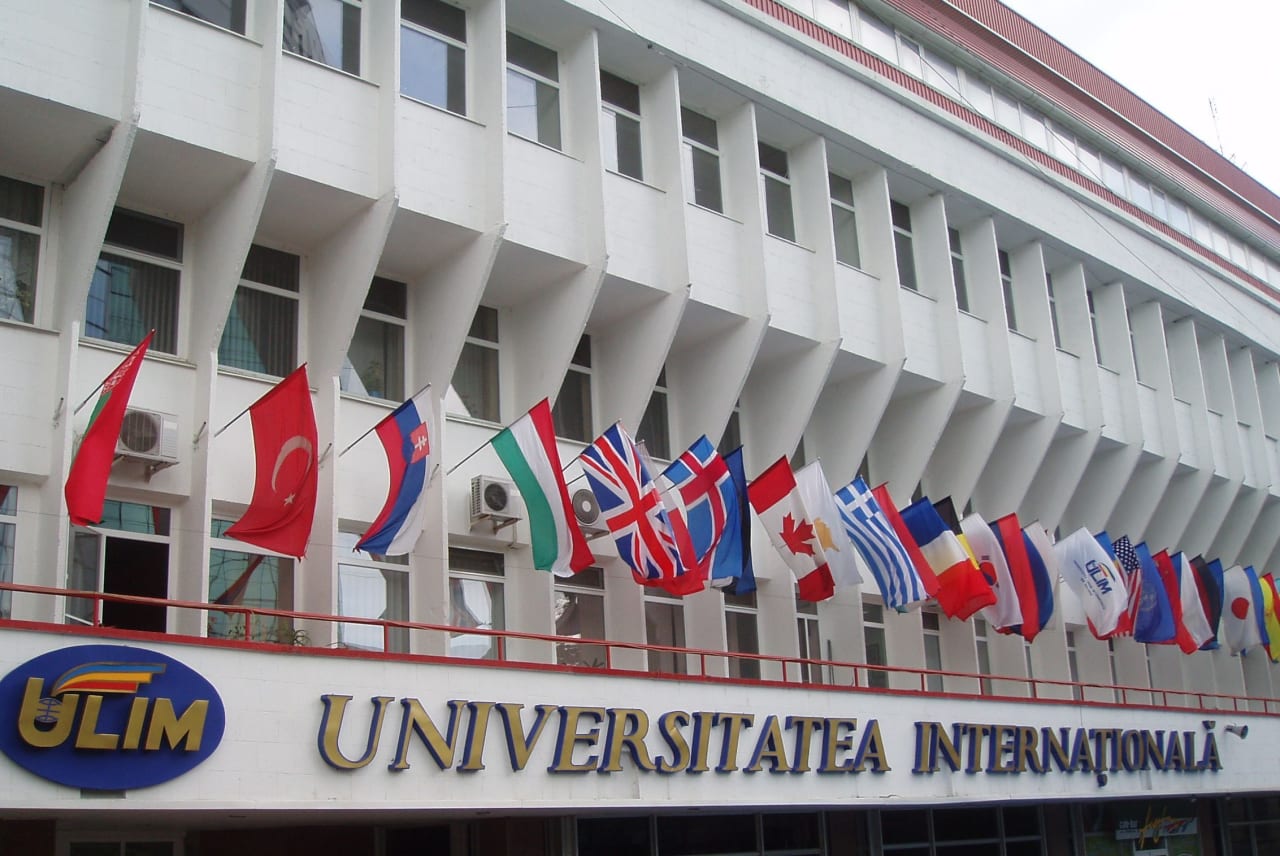 Free International University of Moldova Mestre em Gestão, Marketing e Logística