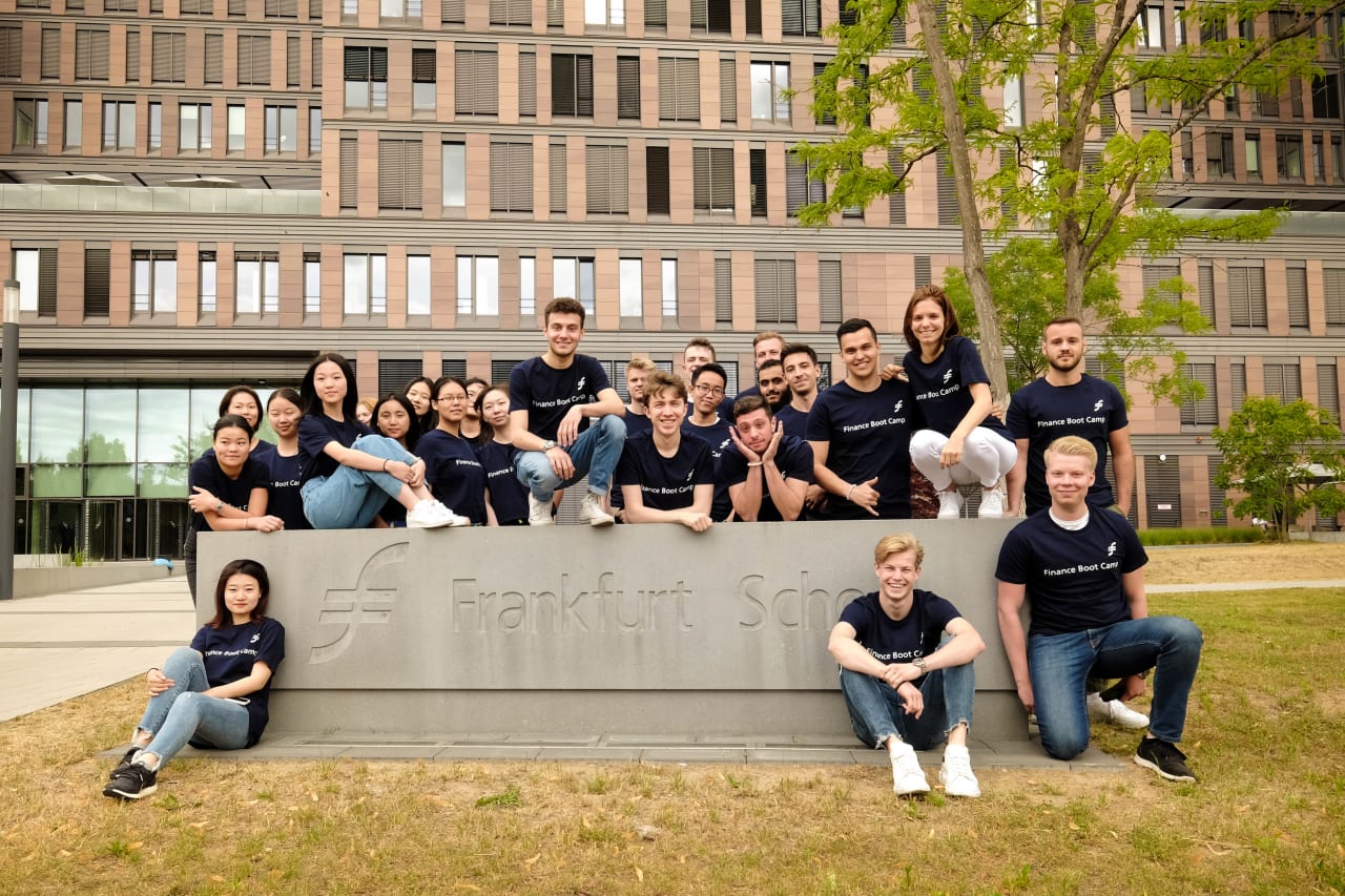 Frankfurt School of Finance & Management Letní škola FS: Boot Camp financí a managementu