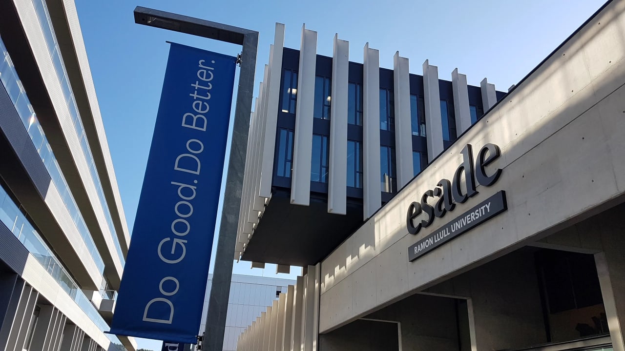 ESADE Business School Licenciatura en Gobernanza Global, Economía y Orden Legal