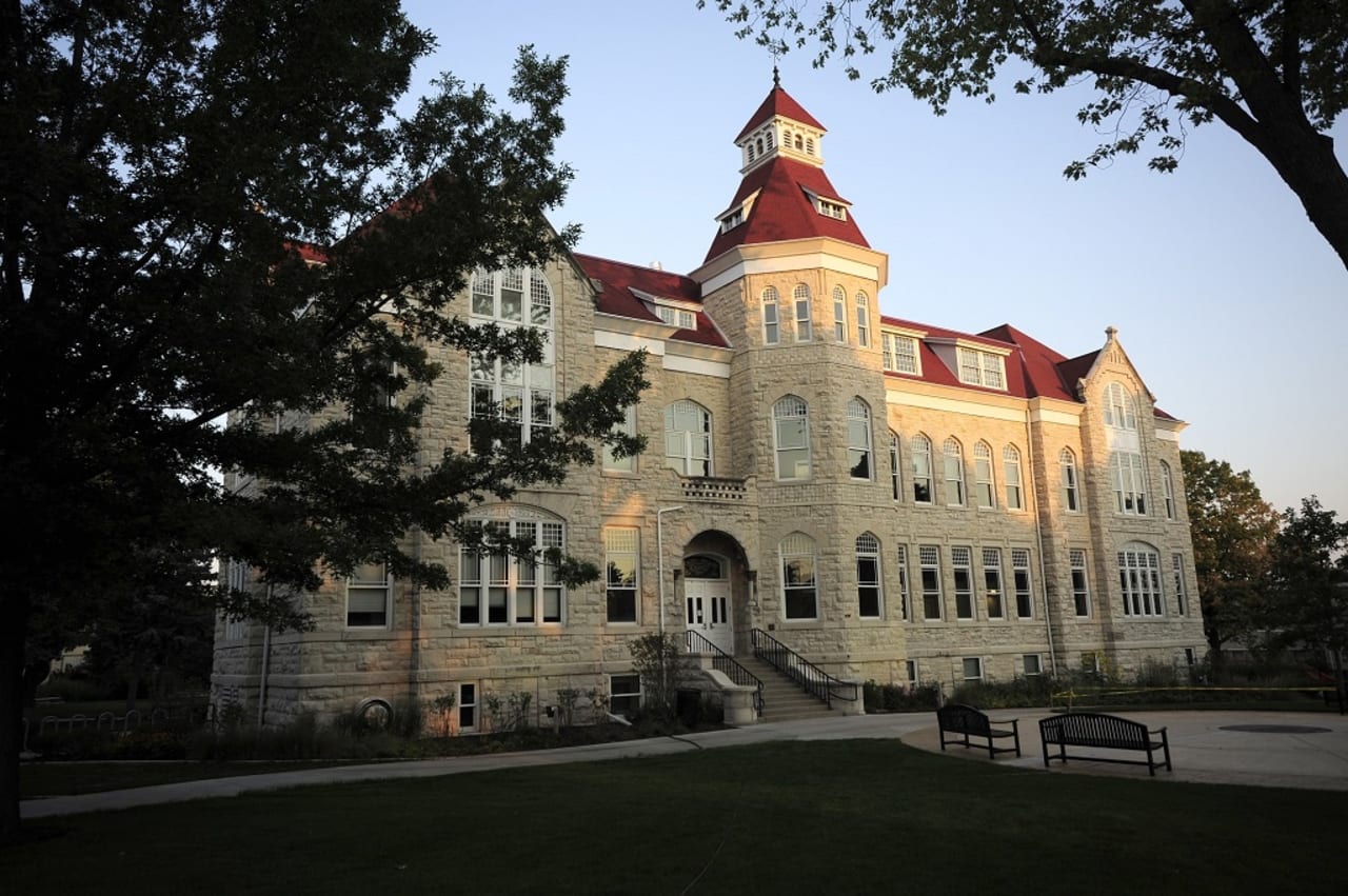 Carroll University Bachelor in Music Theatre