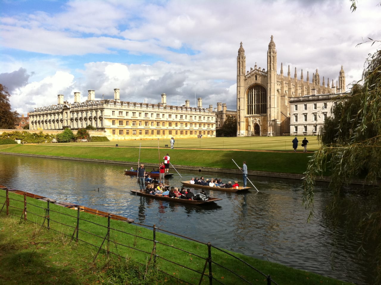 University of Cambridge - Cambridge Digital Humanities MPhil em Humanidades Digitais