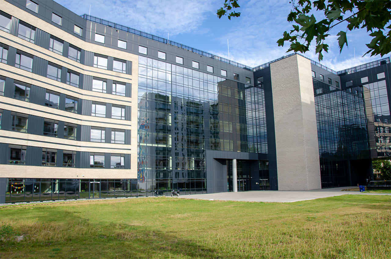 University of Economics and Human Sciences BA en philologie allemande