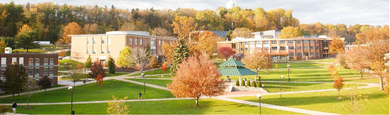 Slippery Rock University Sarjana dalam Manajemen Rekreasi dan Perhotelan Resor