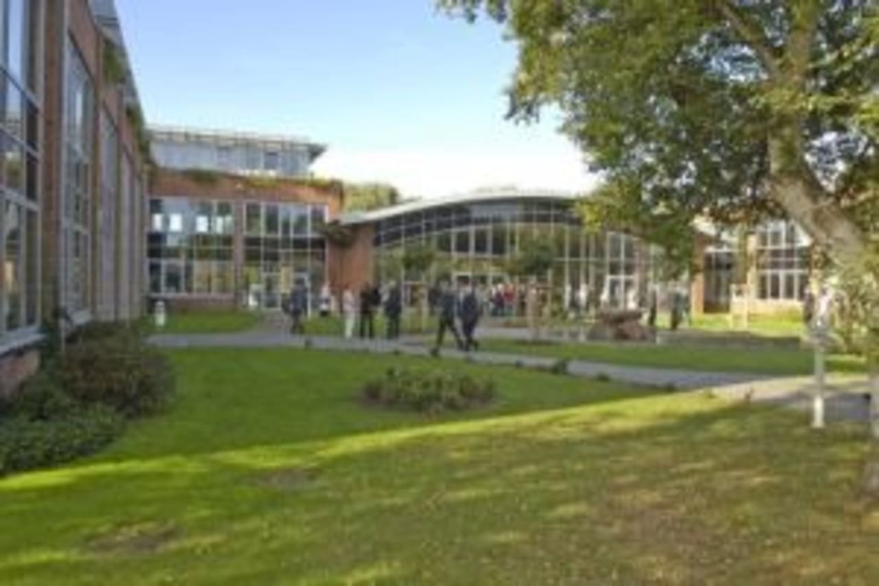 Kontakt skoler direkte - sammenlign mange Deltids-MBA Programmer i Daglig ledelse i Karlsruhe, Tyskland 2023
