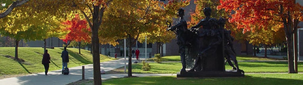 Chicago State University Bacharel em Ciências em Biologia