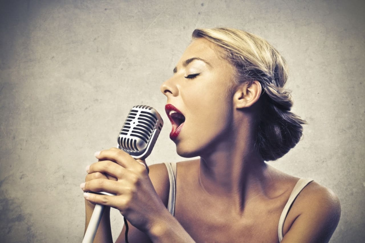 Contactar directamente con las escuelas - Comparar 3 Curso académico Programas en Música vocal 2023