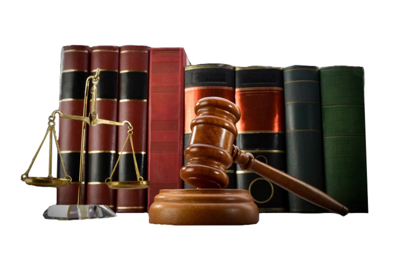 Susisiekite su mokyklomis tiesiogiai – palyginkite 2 Nuotolinis mokymasis Teisės bakalaurai  (LLB) Programos į Teisė į Mančesteris, Jungtinė Karalystė 2024