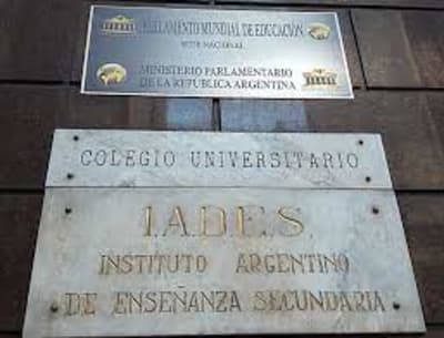 IADES / Argentine Institute Of Secondary Education