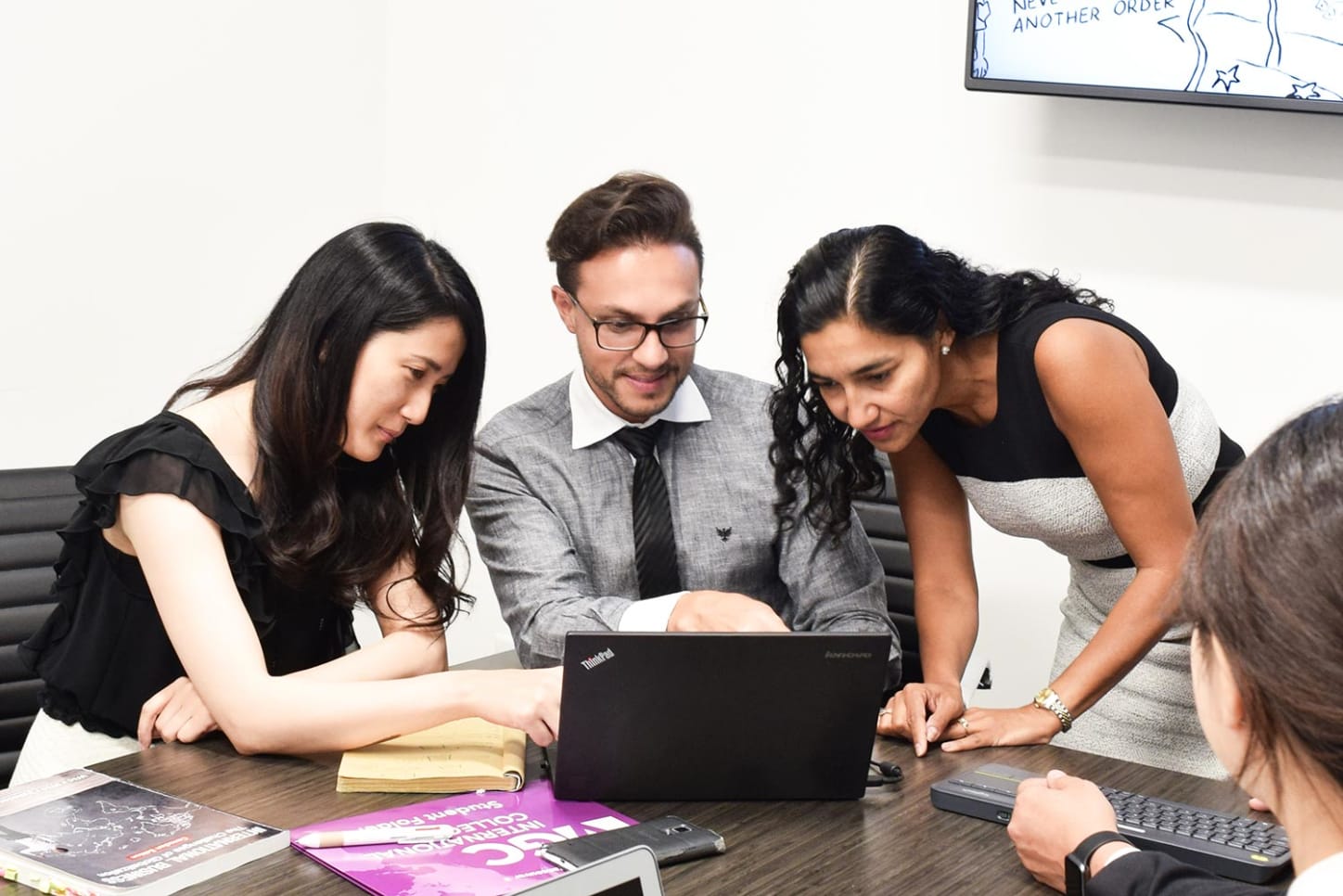 VGC International College Diploma in Managing Customer Relationships with Co-Op