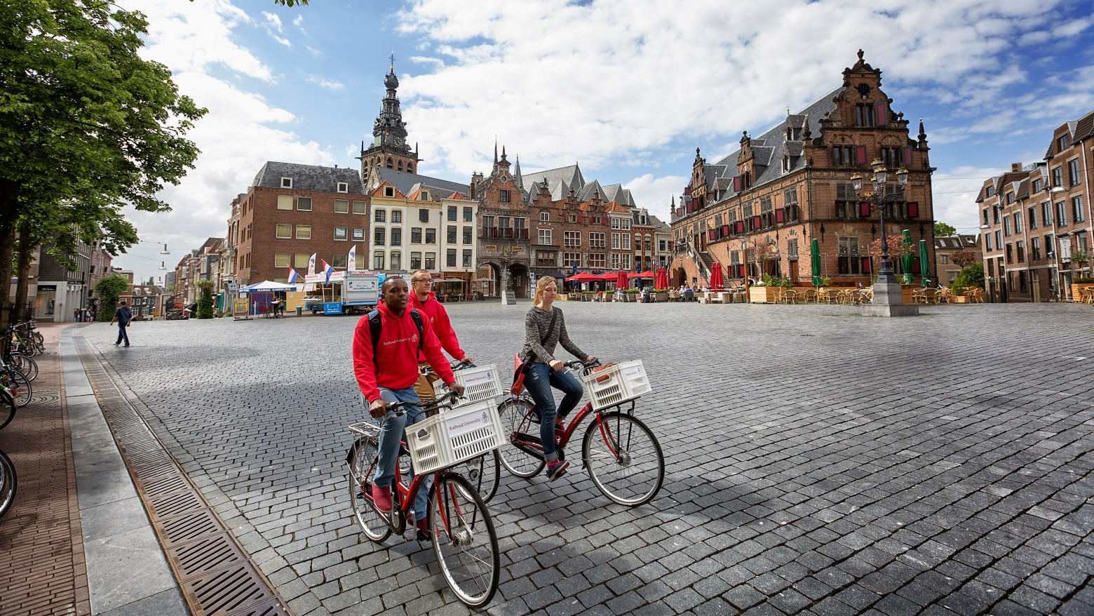2 Tốt nhất Các Bằng Thạc sĩ trong Vật lý học trong Nijmegen, Hà Lan cho 2024