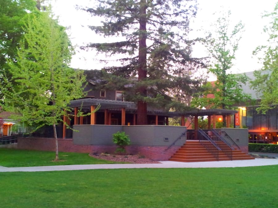 115339_115325_McGeorgeCampus201499.jpg