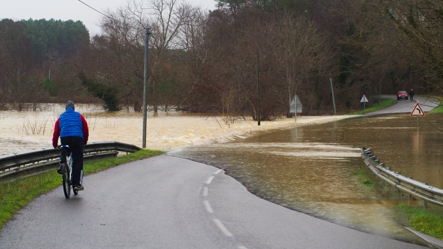 Midouze in flood, in the Landes