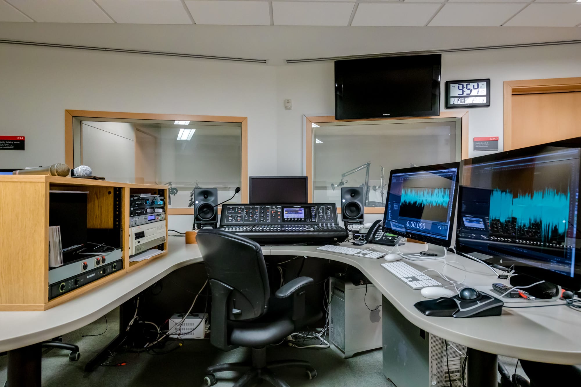 Estudio de radio en Carleton