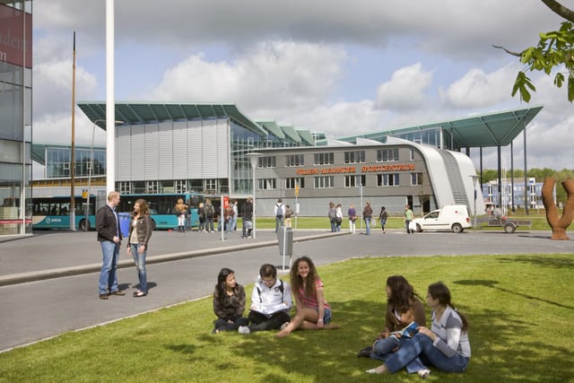 Bushalte op de Zernike campus