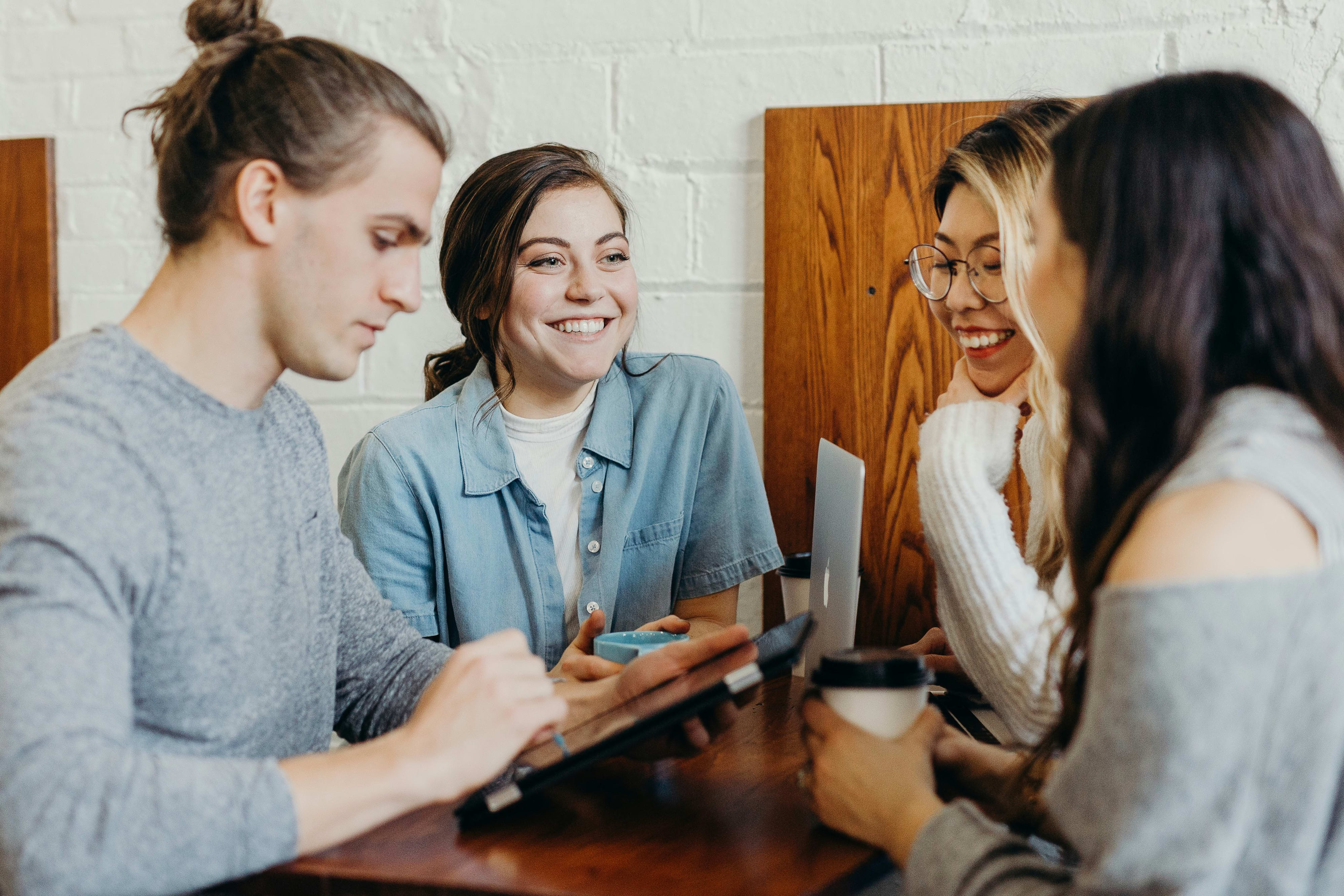 How to create a catchy research topic?