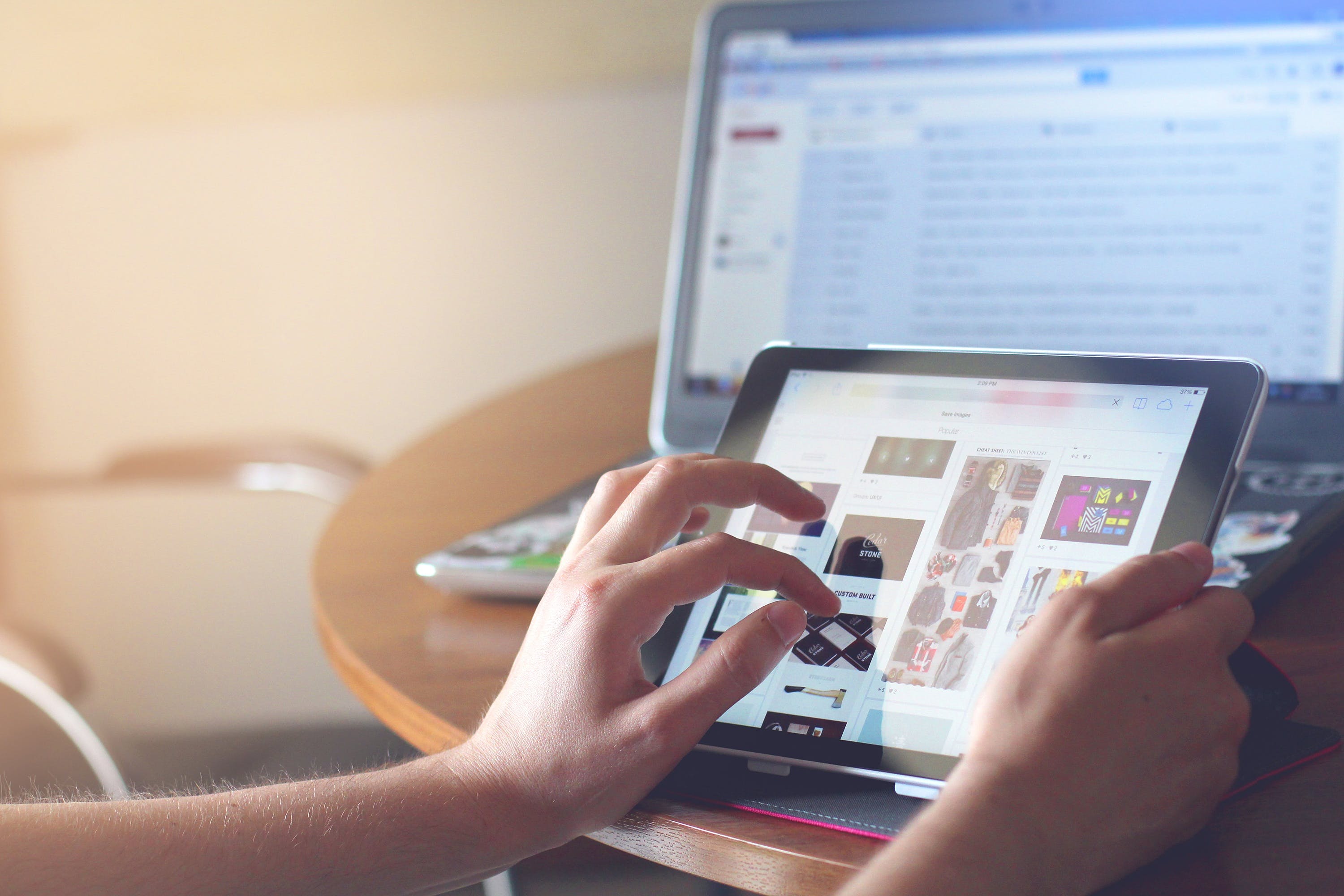 154349_ipad-tablet-technology-touch.jpg