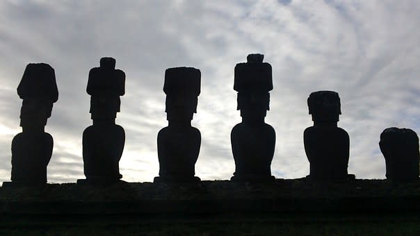 Moai-207669__340