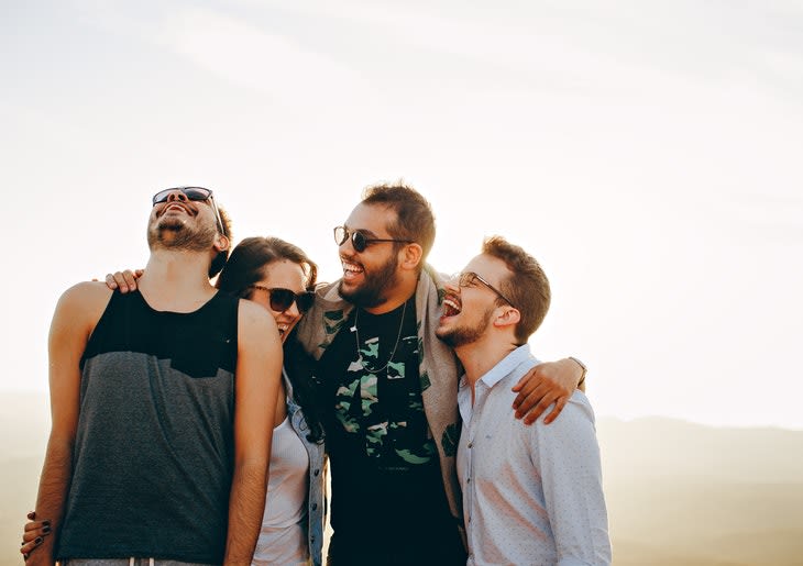 113452_beard-bonding-community-708440.jpg