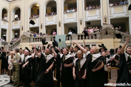118343_diplomaoszto4.jpg