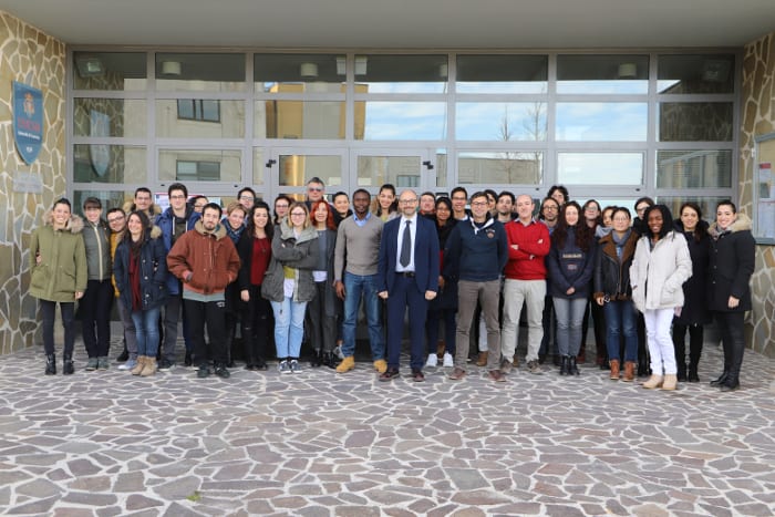 120455_PhD1Year-Groupphoto.jpg