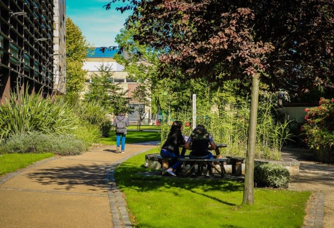 129528_university-of-bradford-campus-external.jpg