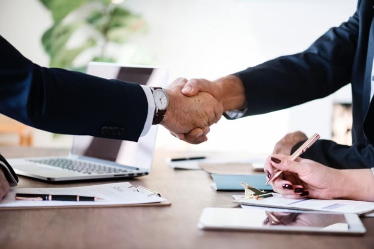 two man doing shake hands two man doing shake hands
